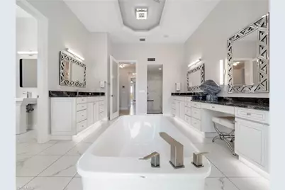 17049 Marina Cove Ln, Fort Myers, FL 33908 - Photo 22