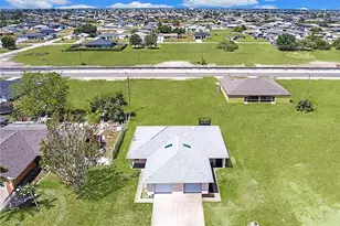 2130 NE 8th Pl, Cape Coral, FL 33909 - Photo 26