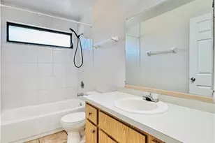 17405 E Carnegie Cir, Fort Myers, FL 33967 - Photo 22