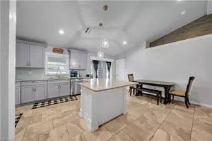 1826 NE 17th Pl, Cape Coral, FL 33909 - Photo 10