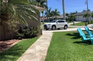 2307 SW 44th St, Cape Coral, FL 33914 - Photo 4