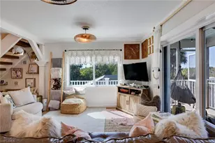 9247 Dimmick Dr, Sanibel, FL 33957 - Photo 10