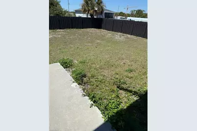 3125 Kapock Cir, Labelle, FL 33935 - Photo 18