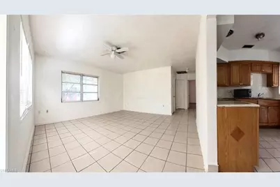 2115 Katherine St, Fort Myers, FL 33901 - Photo 4