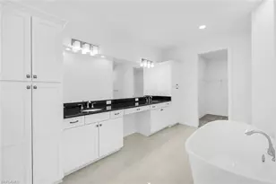 1205 SE 20th Ct, Cape Coral, FL 33990 - Photo 28