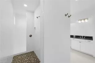 1205 SE 20th Ct, Cape Coral, FL 33990 - Photo 30