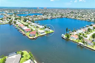 5004 SW 5th Pl, Cape Coral, FL 33914 - Photo 4