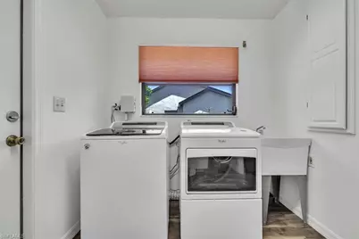 6070 Anchorline Ct, North Fort Myers, FL 33917 - Photo 36