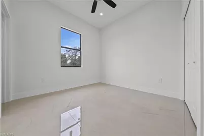 1097 Eisenhower Blvd, Lehigh Acres, FL 33974 - Photo 10