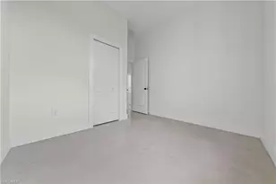 1097 Eisenhower Blvd, Lehigh Acres, FL 33974 - Photo 16