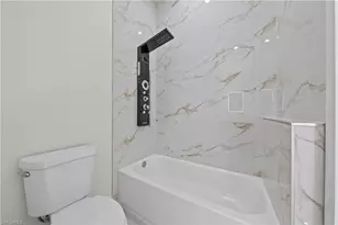 1097 Eisenhower Blvd, Lehigh Acres, FL 33974 - Photo 18