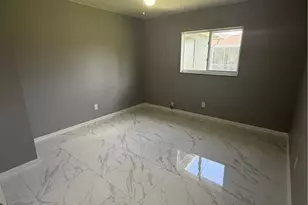 1021 Danforth St, Lehigh Acres, FL 33974 - Photo 6