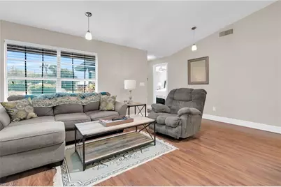 10438 Lakeport Ct, Lehigh Acres, FL 33936 - Photo 6