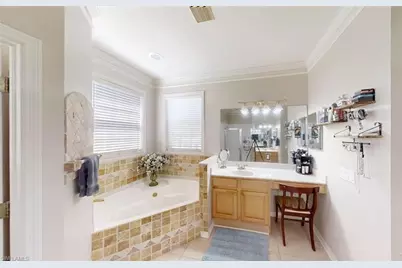 138 Burnt Pine Dr, Naples, FL 34119 - Photo 14