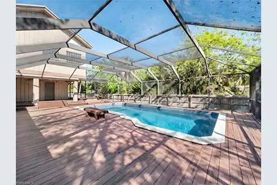 12330 McGregor Woods Cir, Fort Myers, FL 33908 - Photo 6