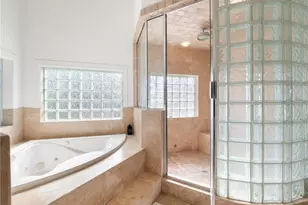 12330 McGregor Woods Cir, Fort Myers, FL 33908 - Photo 24