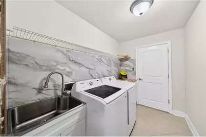 533 Willowbrook Dr, Lehigh Acres, FL 33972 - Photo 26