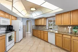 7018 Overlook Dr, Fort Myers, FL 33919 - Photo 12