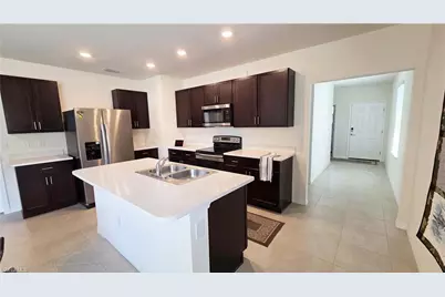 8705 Swell Brooks Ct, North Fort Myers, FL 33917 - Photo 4