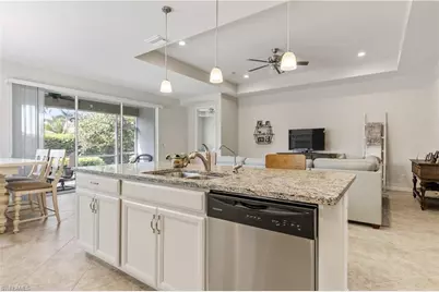 2935 Sunset Pointe Cir, Cape Coral, FL 33914 - Photo 10