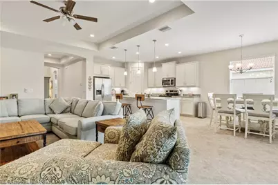2935 Sunset Pointe Cir, Cape Coral, FL 33914 - Photo 12