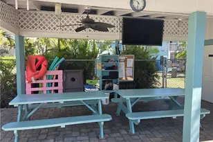 8162 Country Rd, Fort Myers, FL 33919 - Photo 12