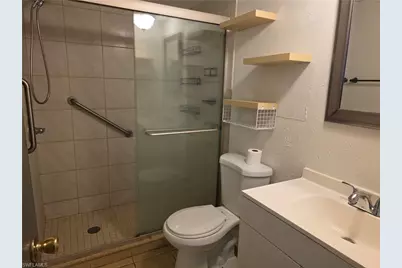 8162 Country Rd #102, Fort Myers, FL 33919 - Photo 6