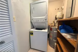 1608 SE 28th Terrace, Cape Coral, FL 33904 - Photo 12