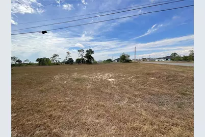1911 NE 42nd St, Cape Coral, FL 33909 - Photo 2