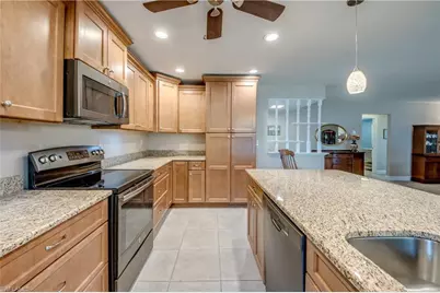 4425 SE 13th Ave, Cape Coral, FL 33904 - Photo 6