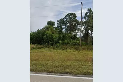 341 Columbus Blvd S, Lehigh Acres, FL 33974 - Photo 1