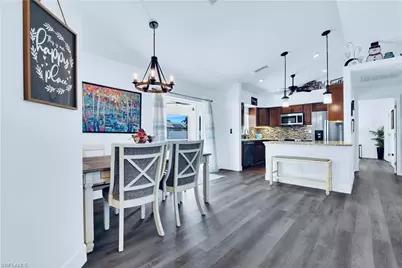 2533 SW 26th Ave, Cape Coral, FL 33914 - Photo 4