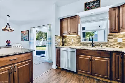 2533 SW 26th Ave, Cape Coral, FL 33914 - Photo 6