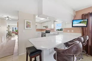 4231 SE 19th Pl, Cape Coral, FL 33904 - Photo 10