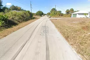 3106 62nd St W, Lehigh Acres, FL 33971 - Photo 4