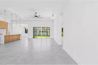 512 NW 35th Pl, Cape Coral, FL 33993 - Photo 4