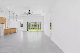 512 NW 35th Pl, Cape Coral, FL 33993 - Photo 4