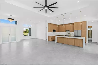 512 NW 35th Pl, Cape Coral, FL 33993 - Photo 6