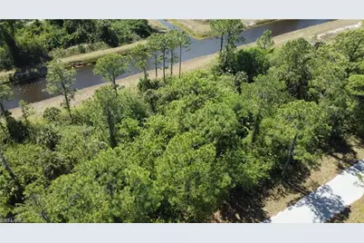 1146 Randolph St, Lehigh Acres, FL 33974 - Photo 8