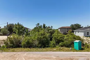 421 Yolanda St, Lehigh Acres, FL 33972 - Photo 2