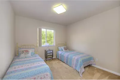 2426 Laurentina Ln, Cape Coral, FL 33909 - Photo 14