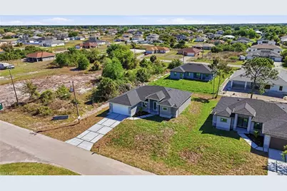 429 Palmyra Ave, Lehigh Acres, FL 33974 - Photo 38