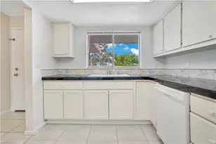 203 SE 15th Pl, Cape Coral, FL 33990 - Photo 4