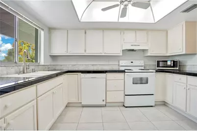 203 SE 15th Pl #214, Cape Coral, FL 33990 - Photo 6