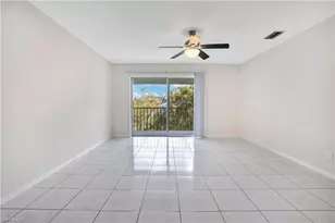 203 SE 15th Pl, Cape Coral, FL 33990 - Photo 10