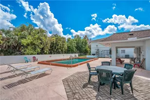 203 SE 15th Pl, Cape Coral, FL 33990 - Photo 24