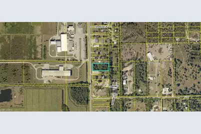 6085 S Sr 29, Labelle, FL 33935 - Photo 1