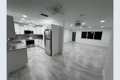 1201 Betmar Blvd, North Fort Myers, FL 33903 - Photo 4