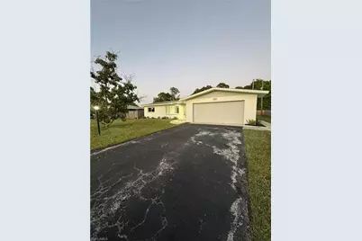 1201 Betmar Blvd, North Fort Myers, FL 33903 - Photo 2