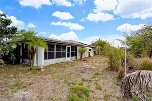 1318 SE 14th St, Cape Coral, FL 33990 - Photo 22